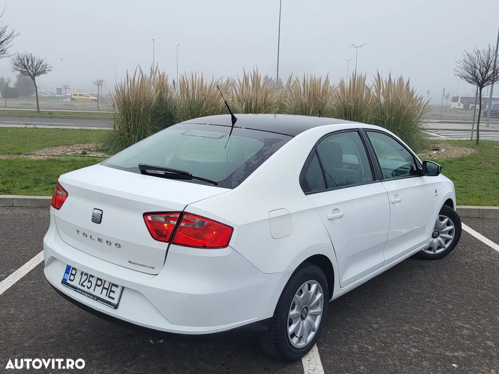 Seat Toledo 1.6 TDI DPF Ecomotive Reference Salsa - 3