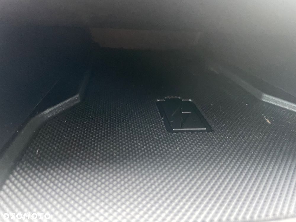 Ford Transit Connect - 27