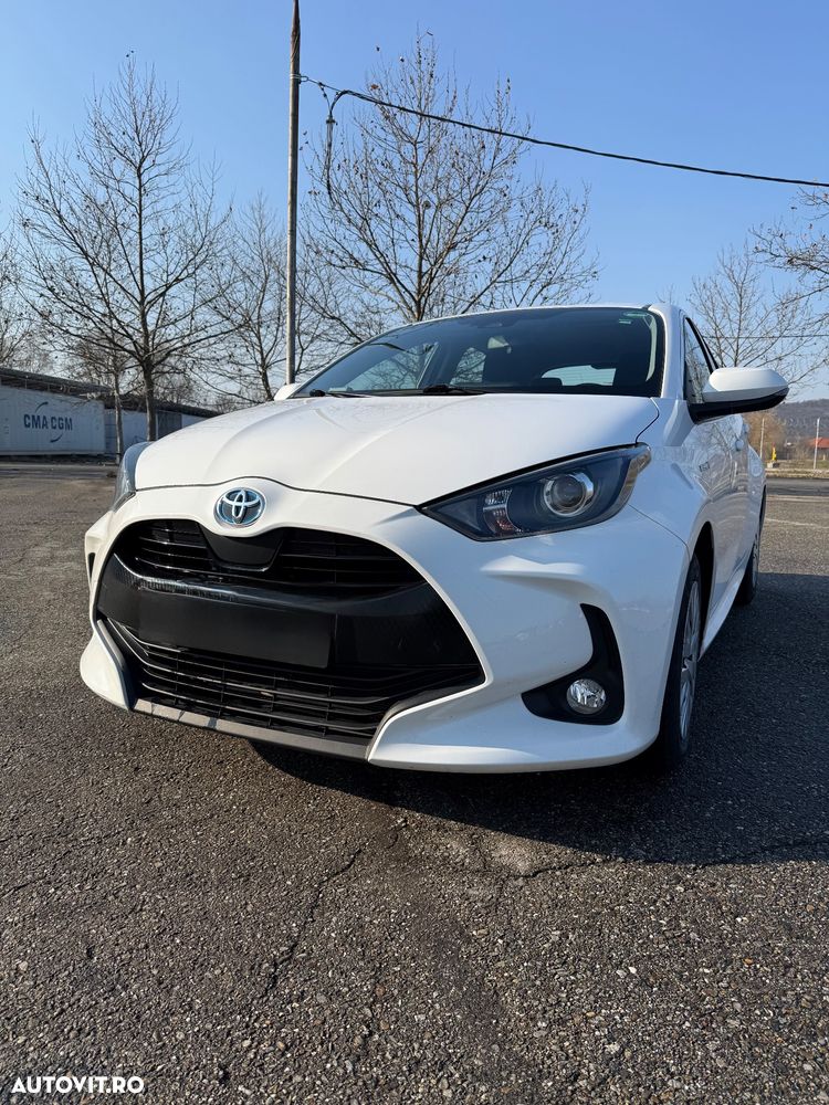 Toyota Yaris - 1