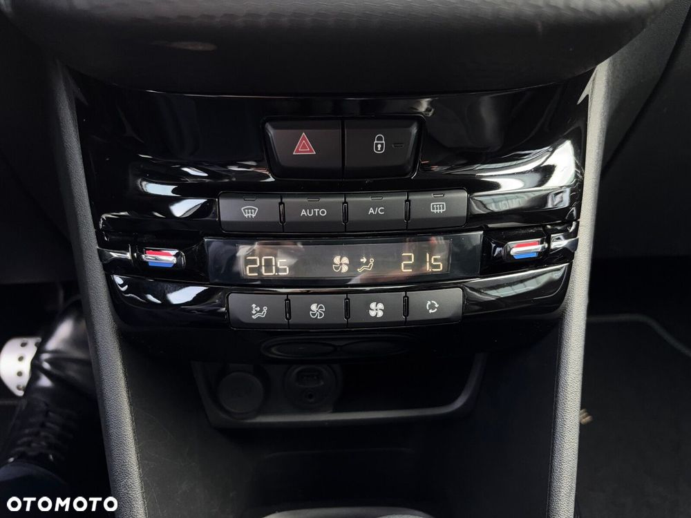 Peugeot 2008 1.2 Pure Tech Crossway S&S EAT6 - 18