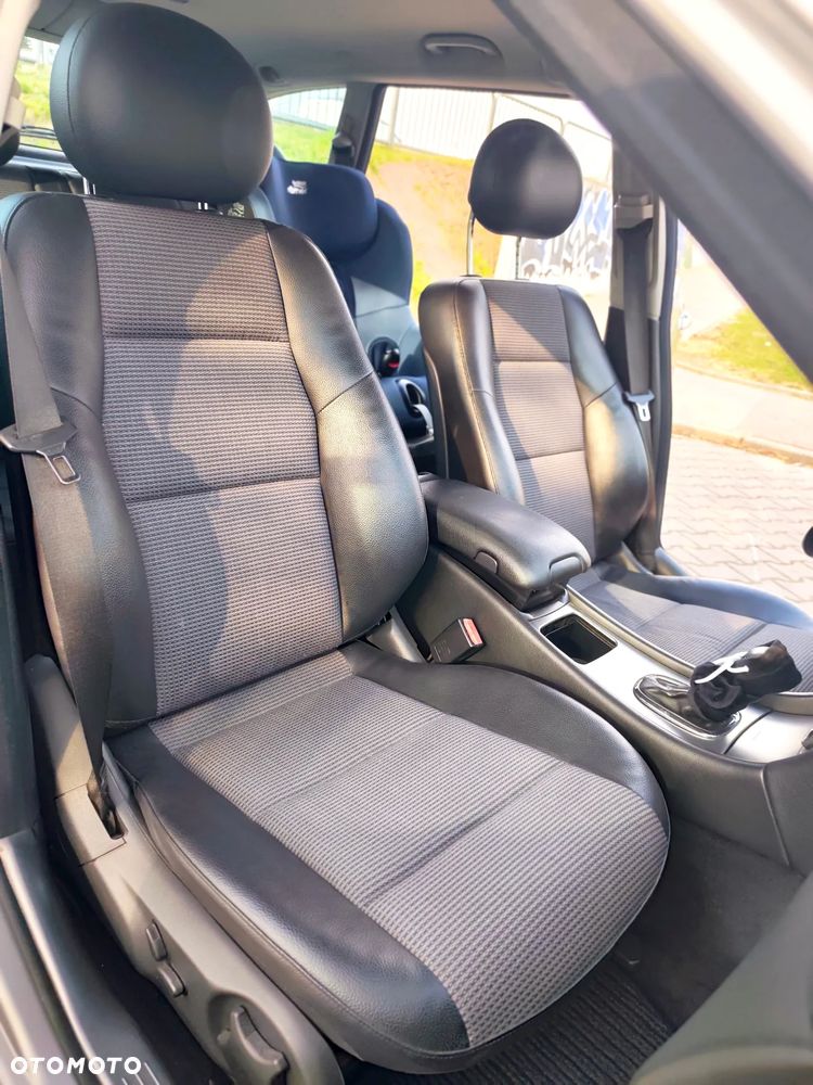 Mercedes-Benz Klasa C - 12