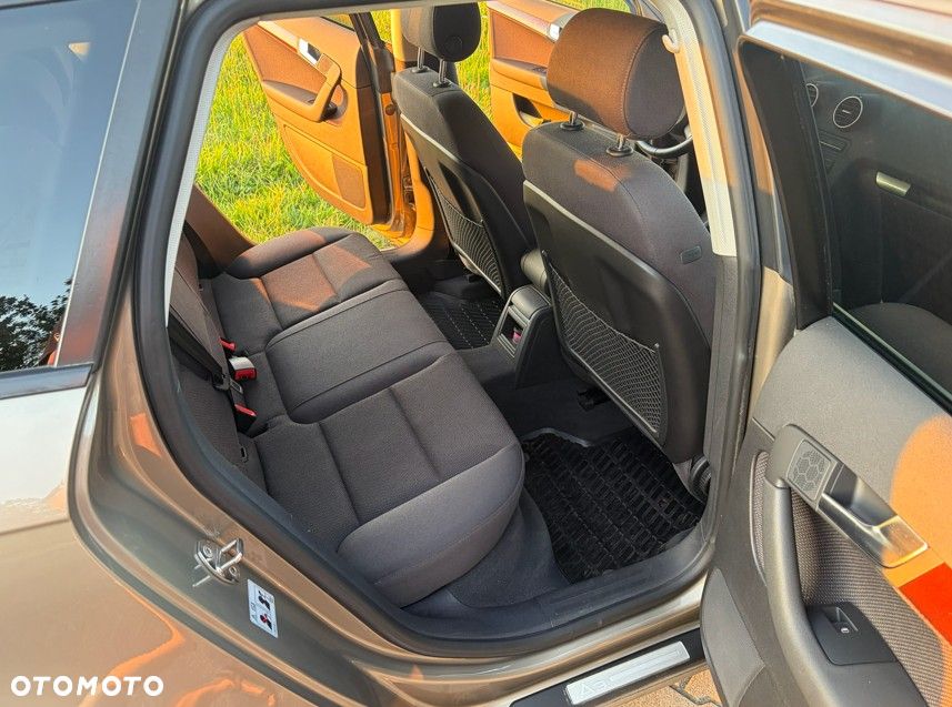 Audi A3 Sportback 2.0 FSI Ambition - 11