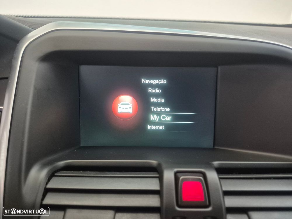 Volvo XC 60 2.0 D4 Summum Geartronic - 18