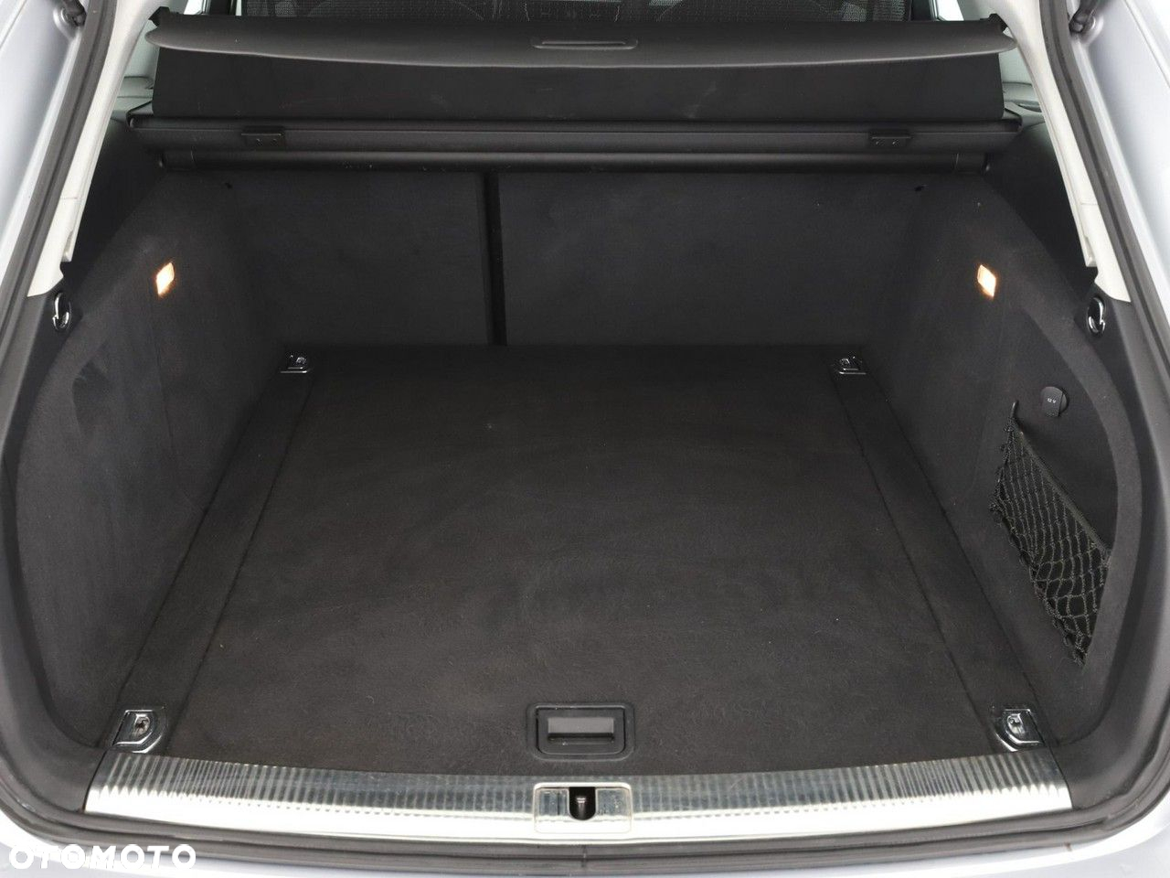 Audi A4 Avant 2.0 TDI DPF clean diesel multitronic Ambiente - 20