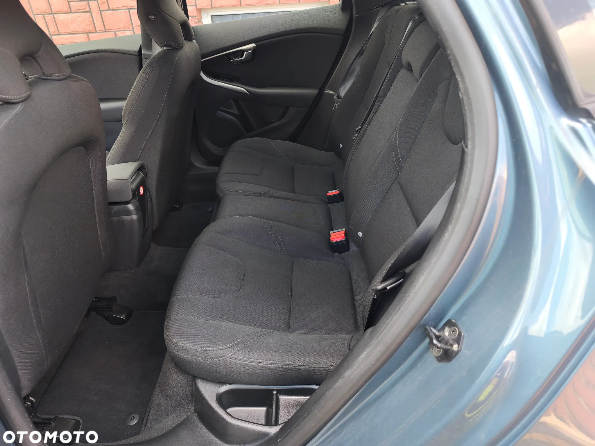 Volvo V40 D2 Momentum - 14