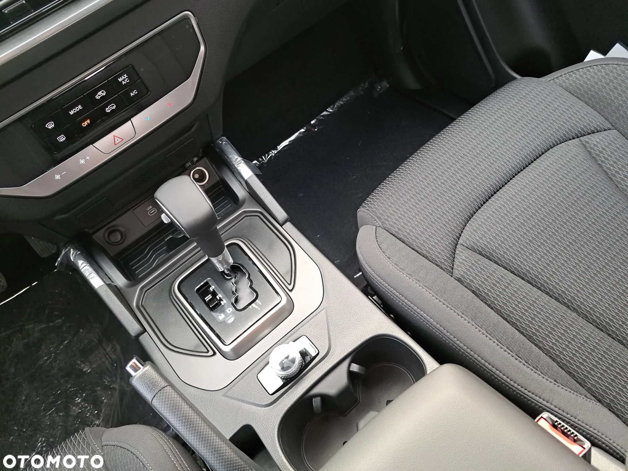 SsangYong/KGM Musso Grand 2.2 e-XDi Adventure 4WD - 13