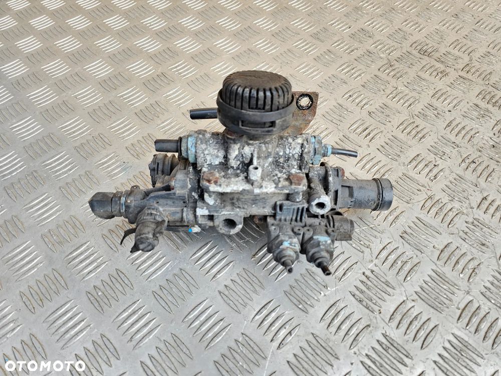 KOREKTOR REGULATOR ZAWÓR SIŁY HAMOWANIA 4757210060 DAF LF 45 55 01-13 rok - 3