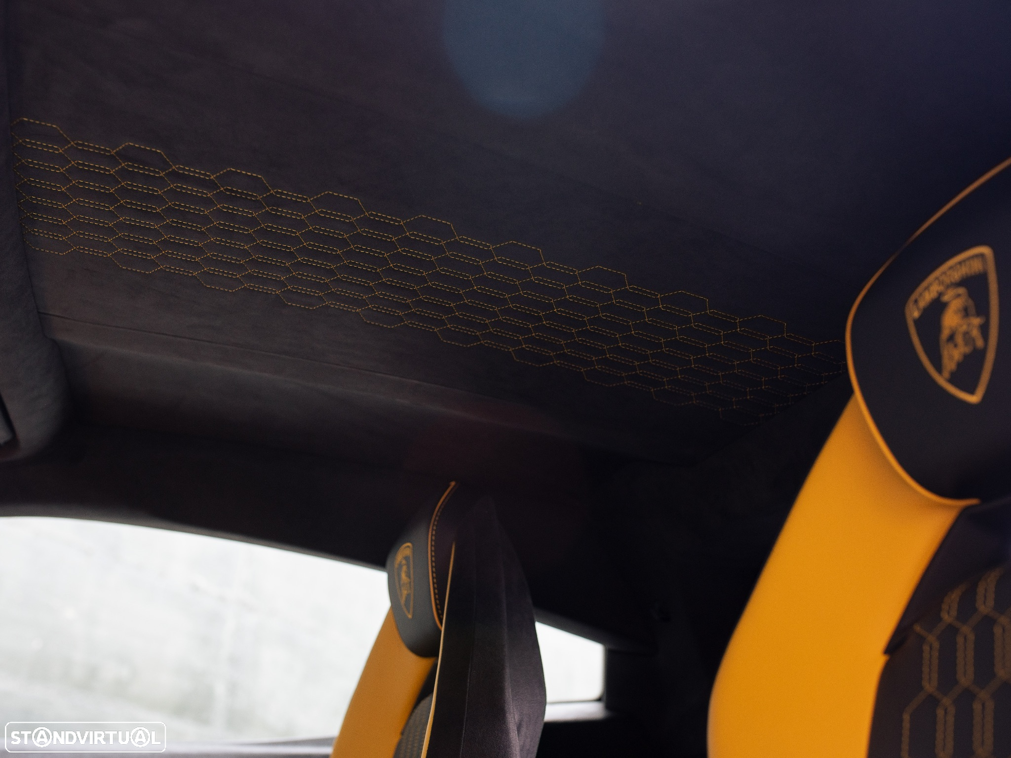 Lamborghini Revuelto - 26