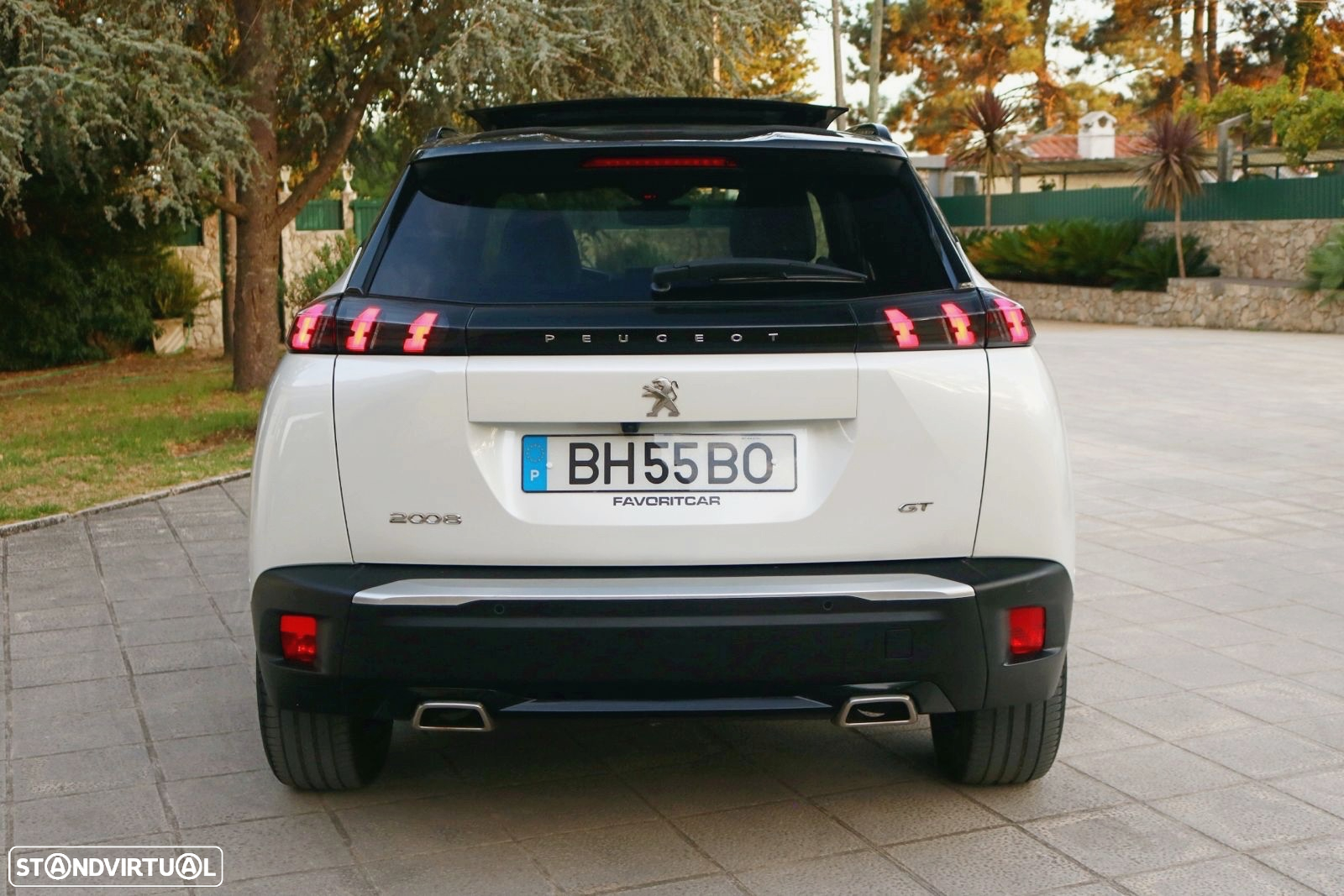 Peugeot 2008 1.2 PureTech GT Line EAT8 - 4
