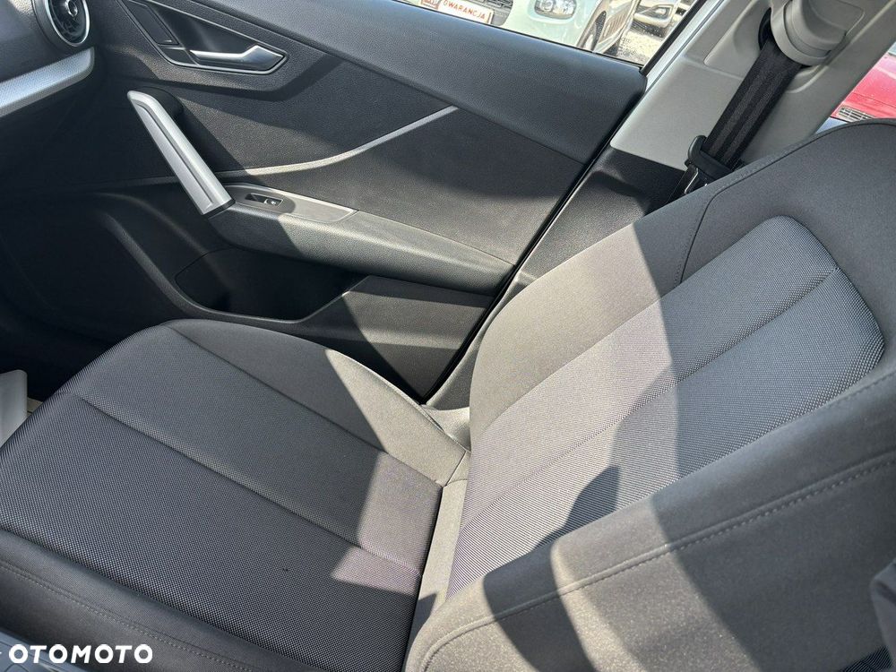 Audi Q2 - 25