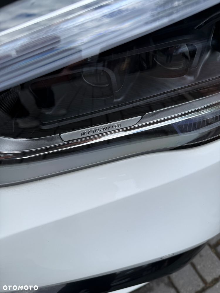 Mercedes-Benz GLA 200 AMG Line - 25