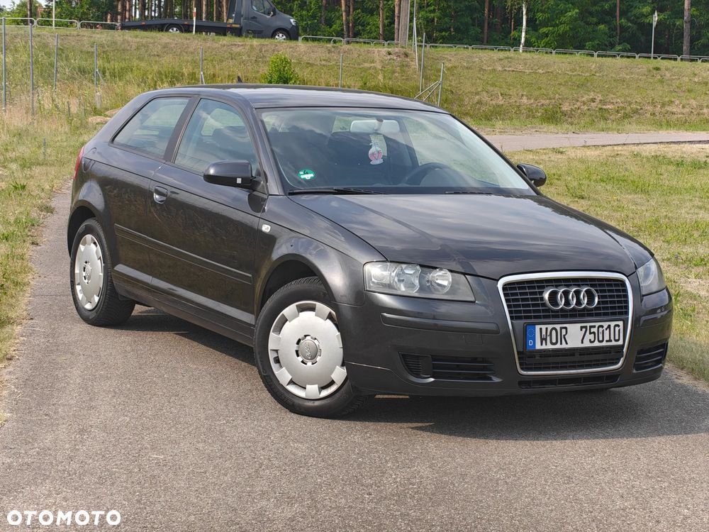 Audi A3 3-drzwiowe 1.6 Ambiente - 4