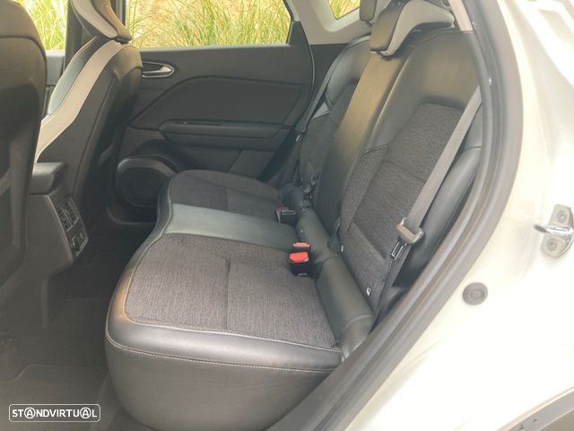 Renault Captur 1.0 TCe Exclusive - 31