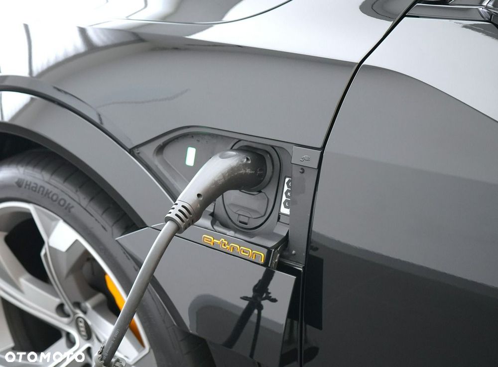 Audi e-tron Sportback - 12