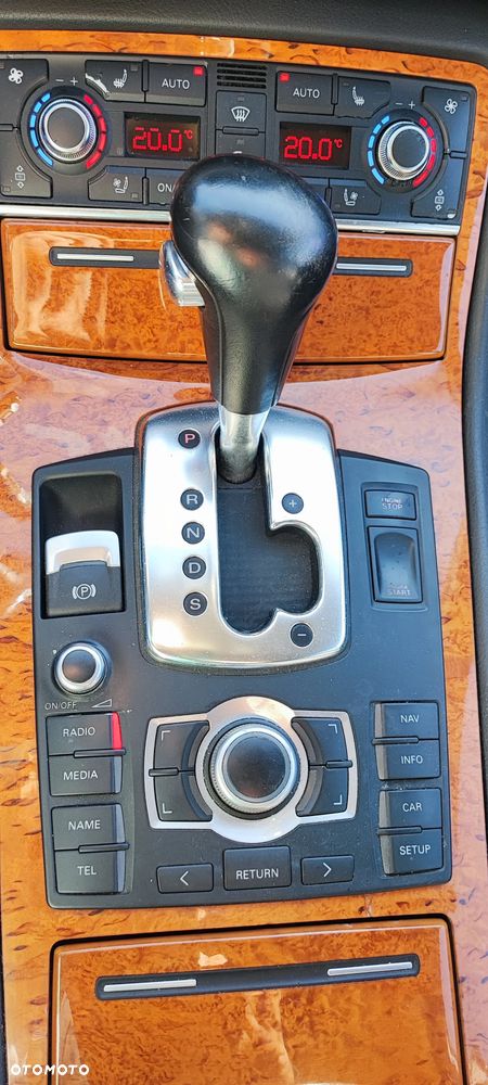 Audi A8 3.0 TDI DPF quattro - 8