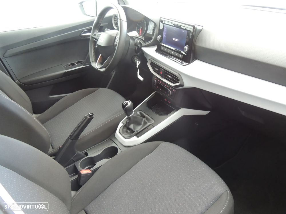 SEAT Arona - 15