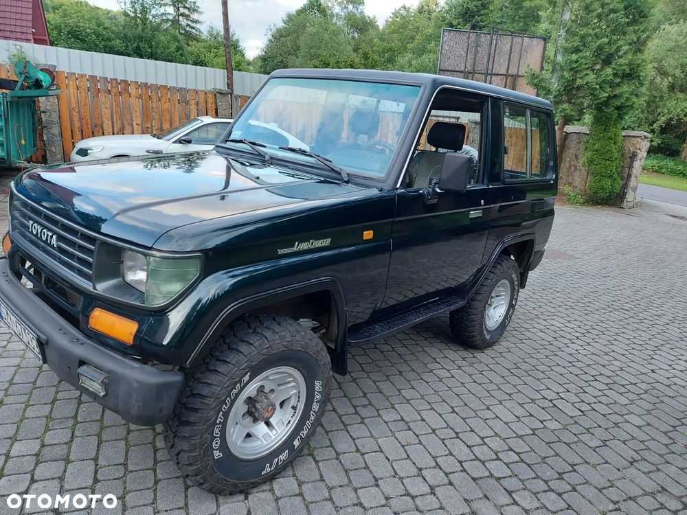 Toyota Land Cruiser KJ70 - 5