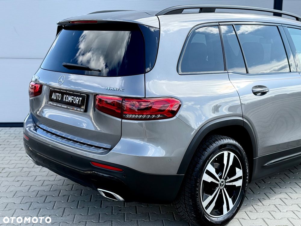 Mercedes-Benz GLB 200 d 4-Matic AMG Line 8G-DCT - 17