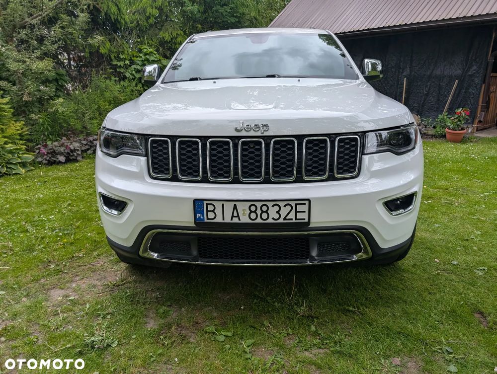 Jeep Grand Cherokee - 1