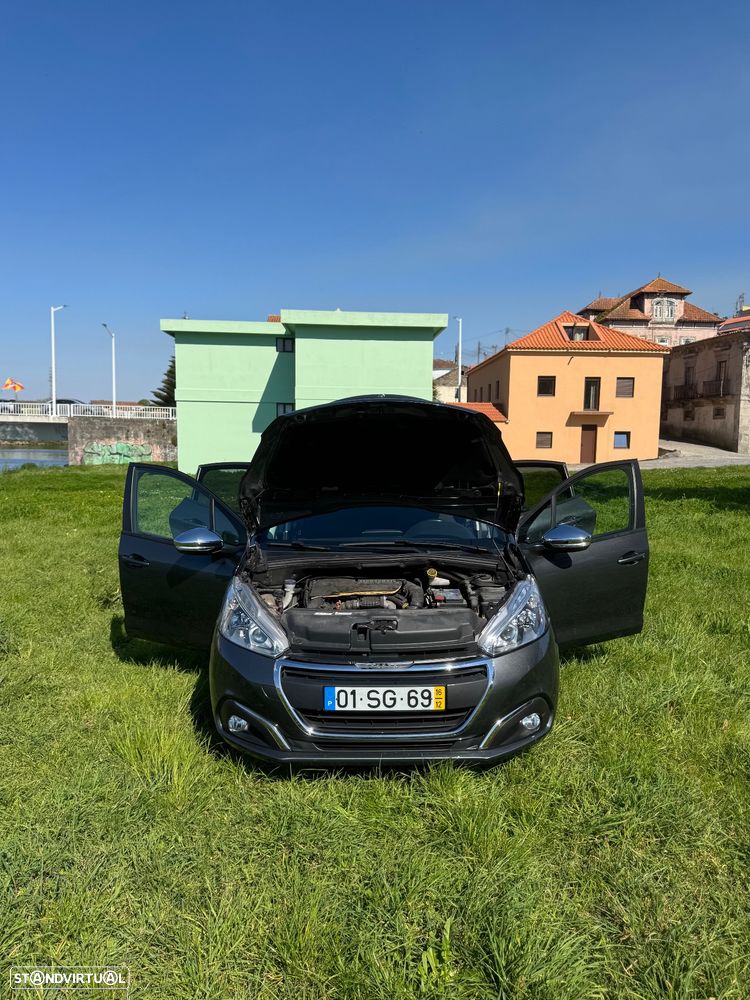 Peugeot 208 1.6 BlueHDi Style - 8