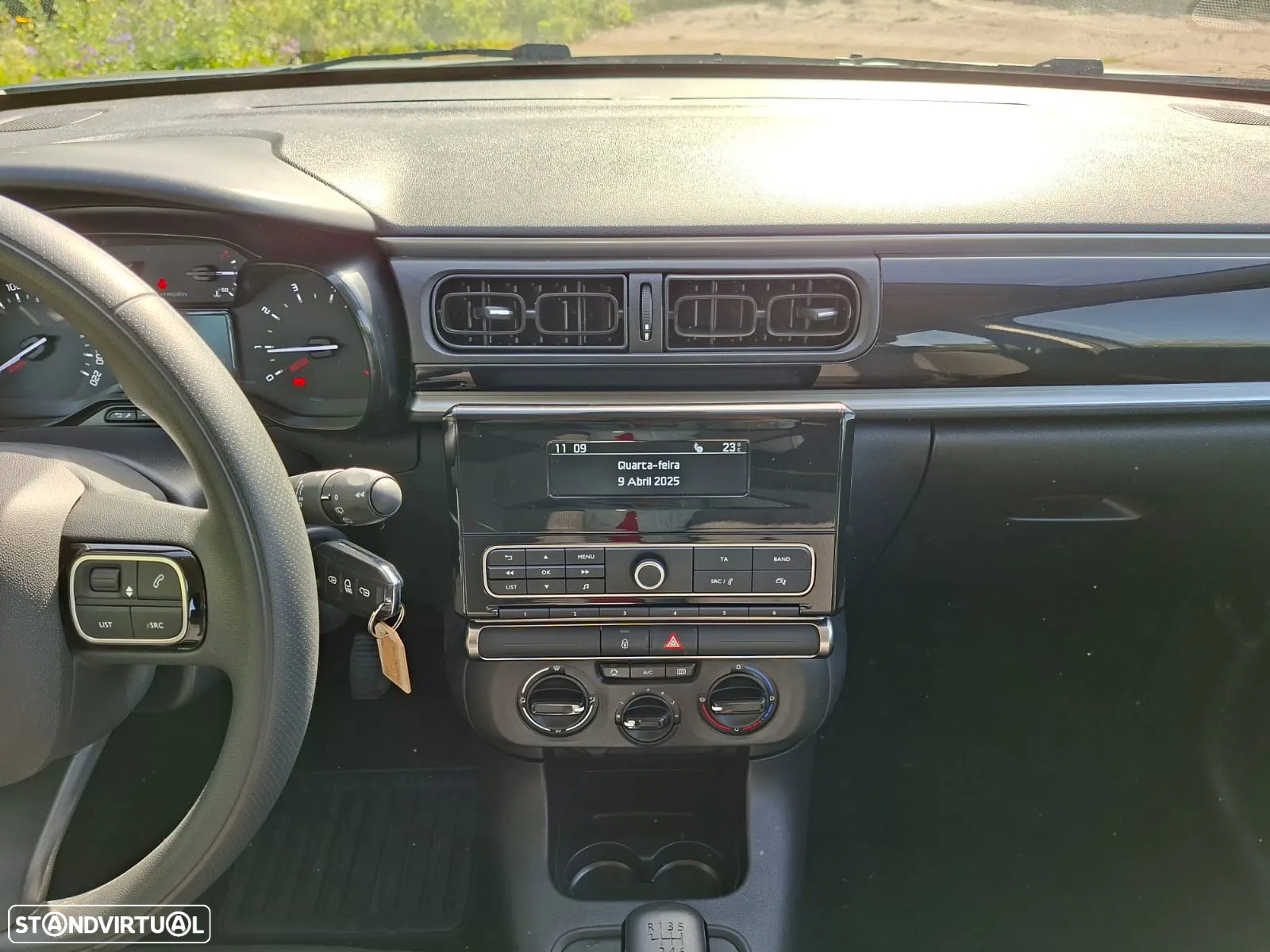 Citroën C3 1.2 PureTech Shine - 19