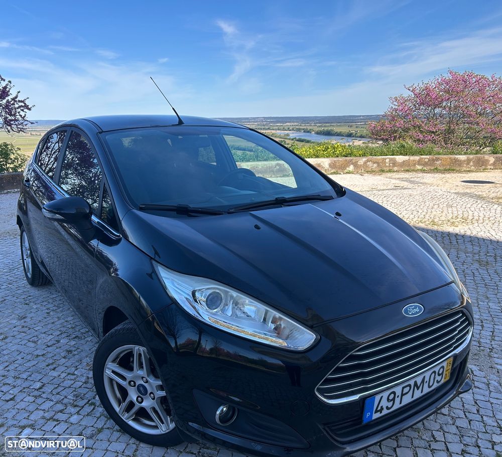 Ford Fiesta 1.0 T EcoBoost Titanium PowerShift - 2