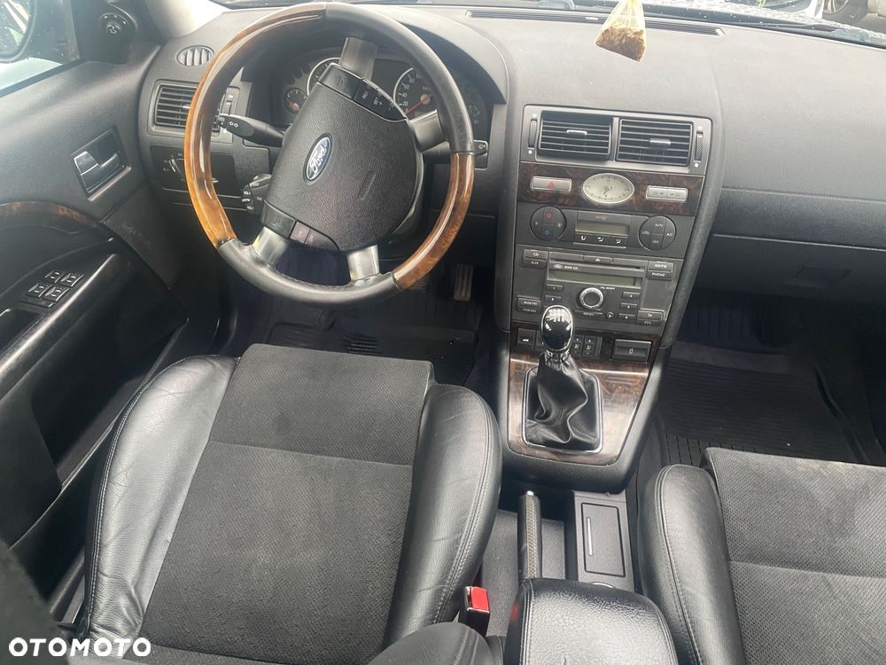 Ford Mondeo 2.0 TDCI Ghia - 6