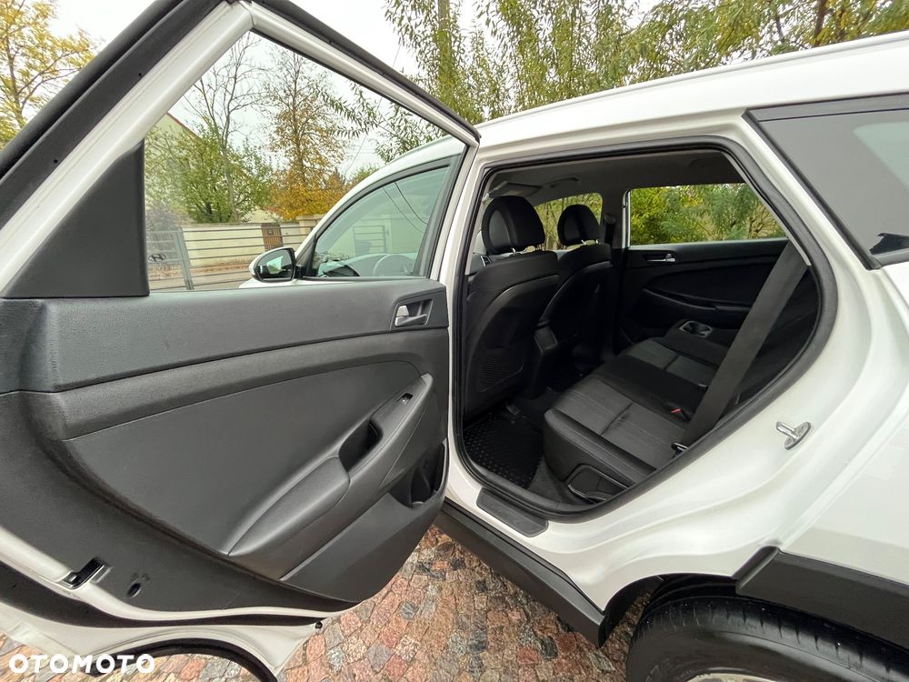 Hyundai Tucson 1.6 GDI BlueDrive Design 2WD - 39