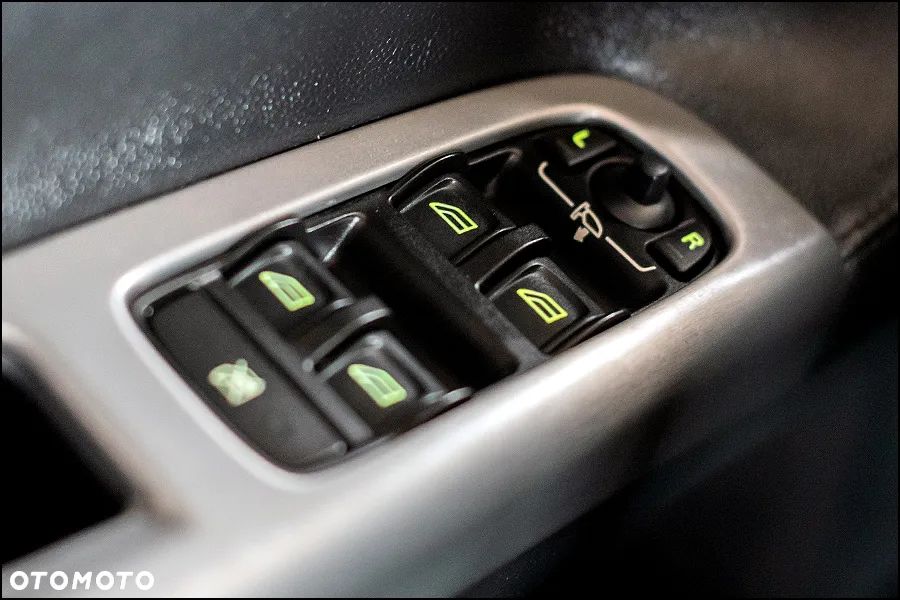 Volvo V50 1.8 Summum - 29