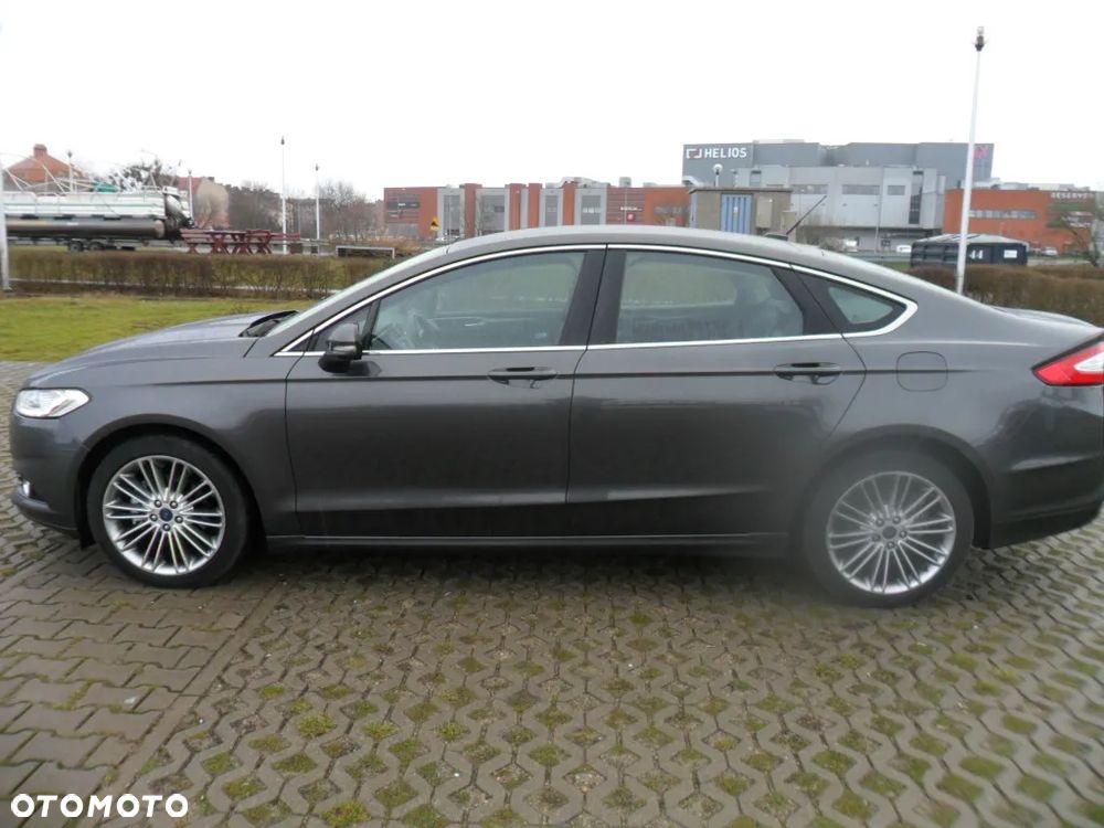 Ford Mondeo 2.0 EcoBoost Titanium - 8