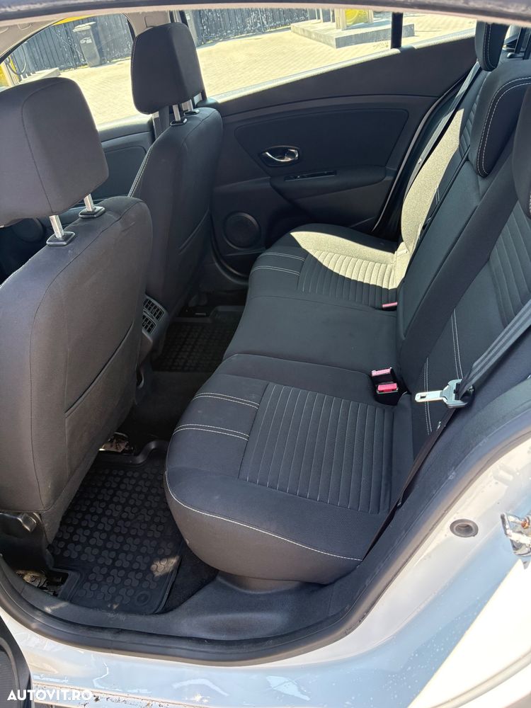 Renault Fluence 1.5 dCi Authentique - 7