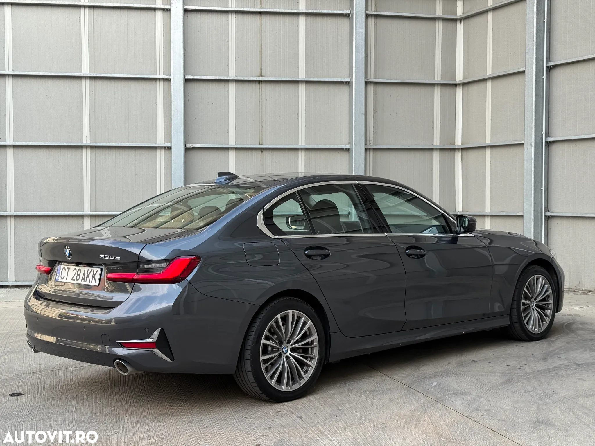 BMW Seria 3 330e AT PHEV - 6