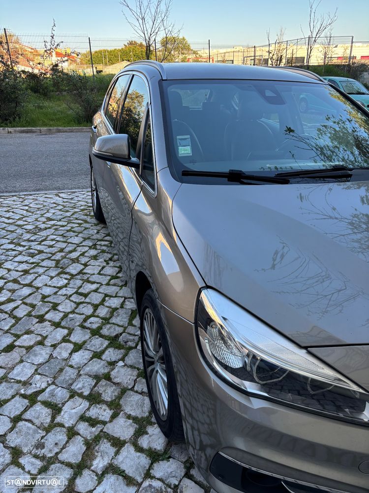 BMW 216 Active Tourer d Line Luxury Auto - 6