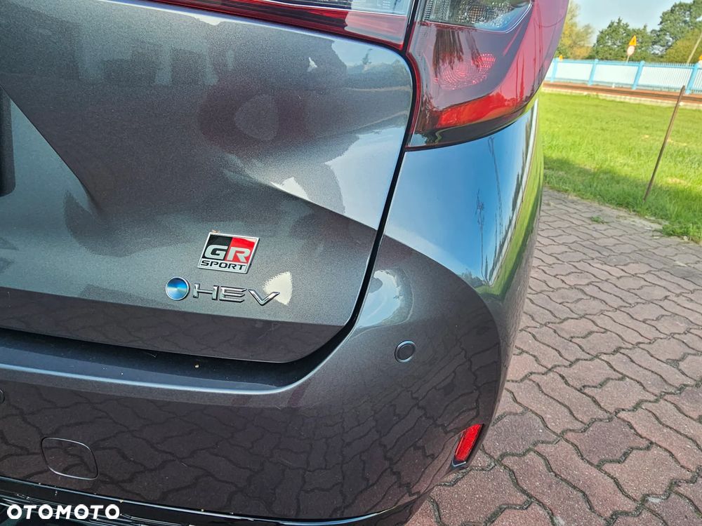 Toyota Corolla 1.8 Hybrid GR Sport Dynamic - 21