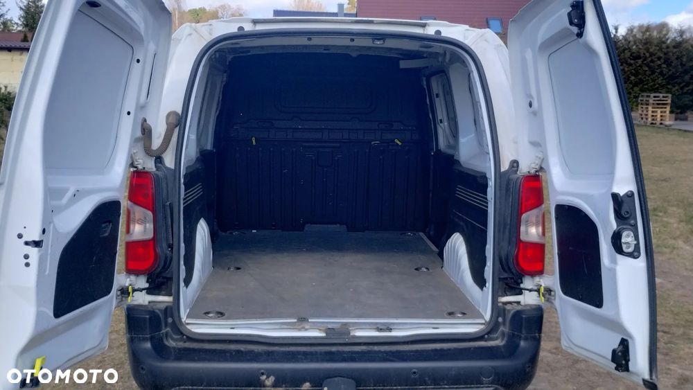 Toyota Proace City - 10