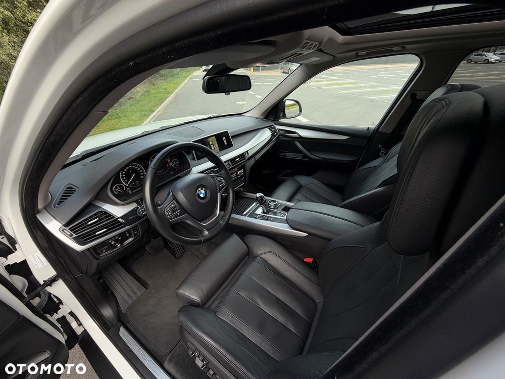 BMW X5 xDrive30d - 17