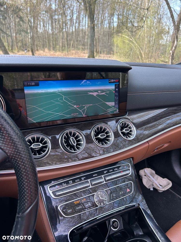 Mercedes-Benz Klasa E 400 4Matic 9G-TRONIC Avantgarde - 28