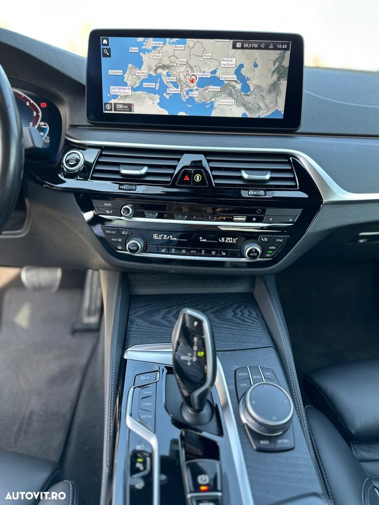 BMW Seria 5 530e AT PHEV - 28
