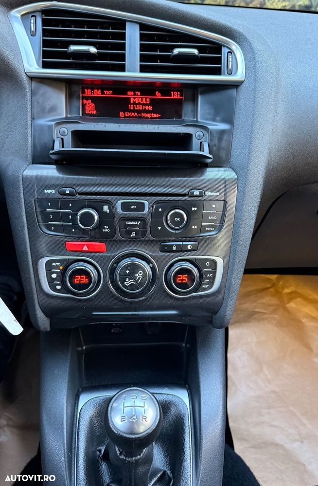 Citroën C4 1.6 HDI Style - 19