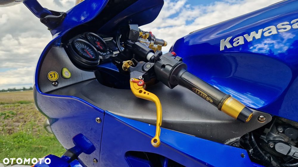 Kawasaki ZX - 17