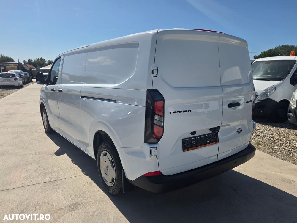 Ford New Transit Custom L2H1 Premium Edition - 10