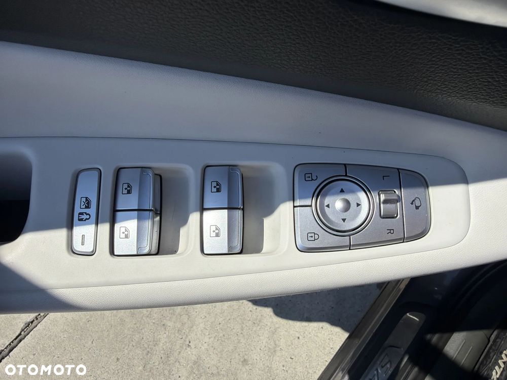 Hyundai Santa Fe 1.6 T-GDI PHEV Platinum 4WD - 24