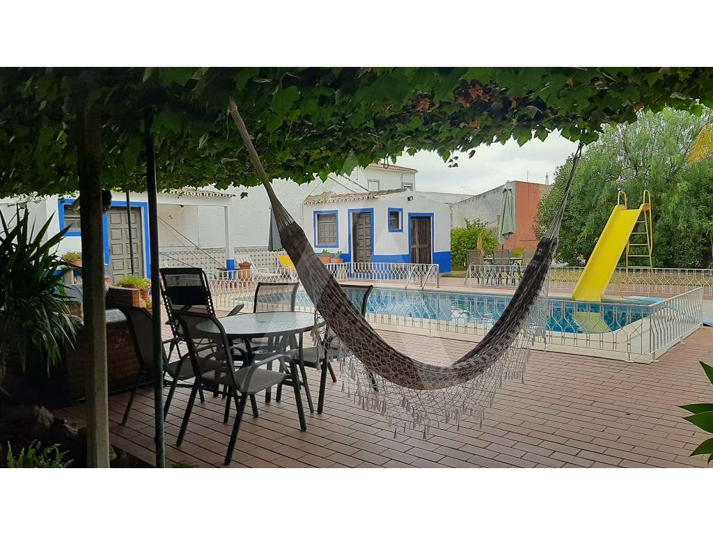 Moradia típica algarvia, com 5 quartos e piscina privada, no centro... - Grande imagem: 2/25