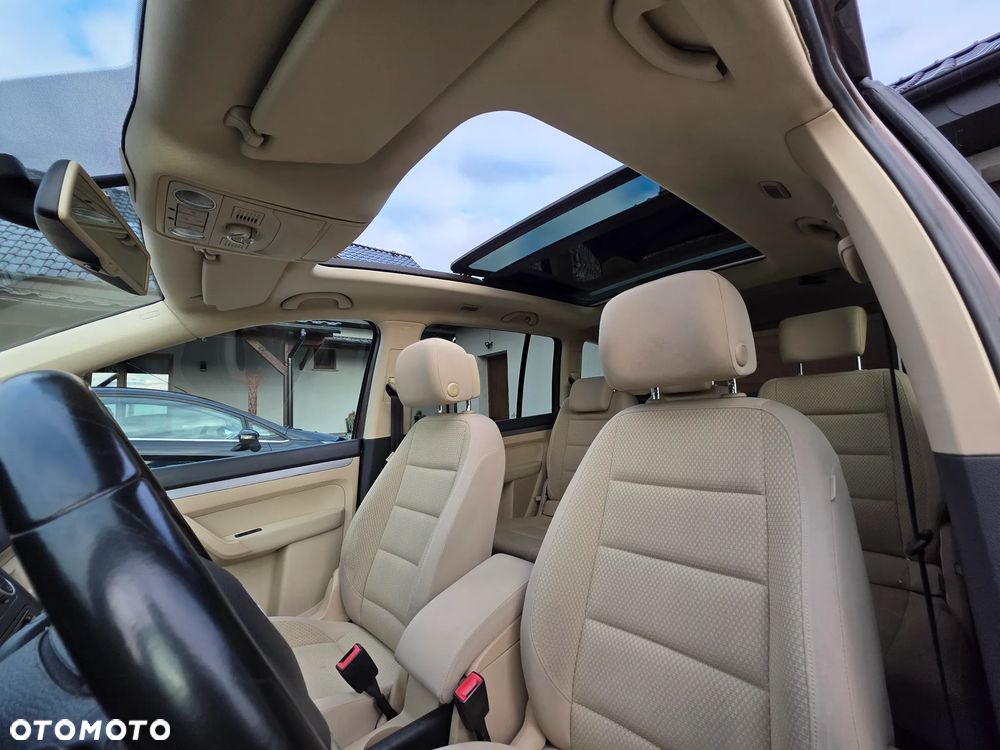 Volkswagen Touran 1.6 TDI DPF Highline DSG - 15