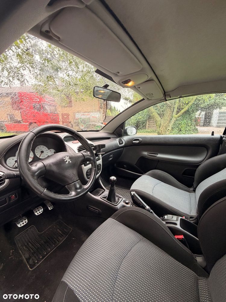Peugeot 206 CC 1.6 - 6