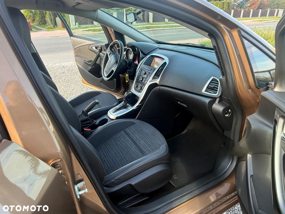 Opel Astra 1.6 Enjoy - 24