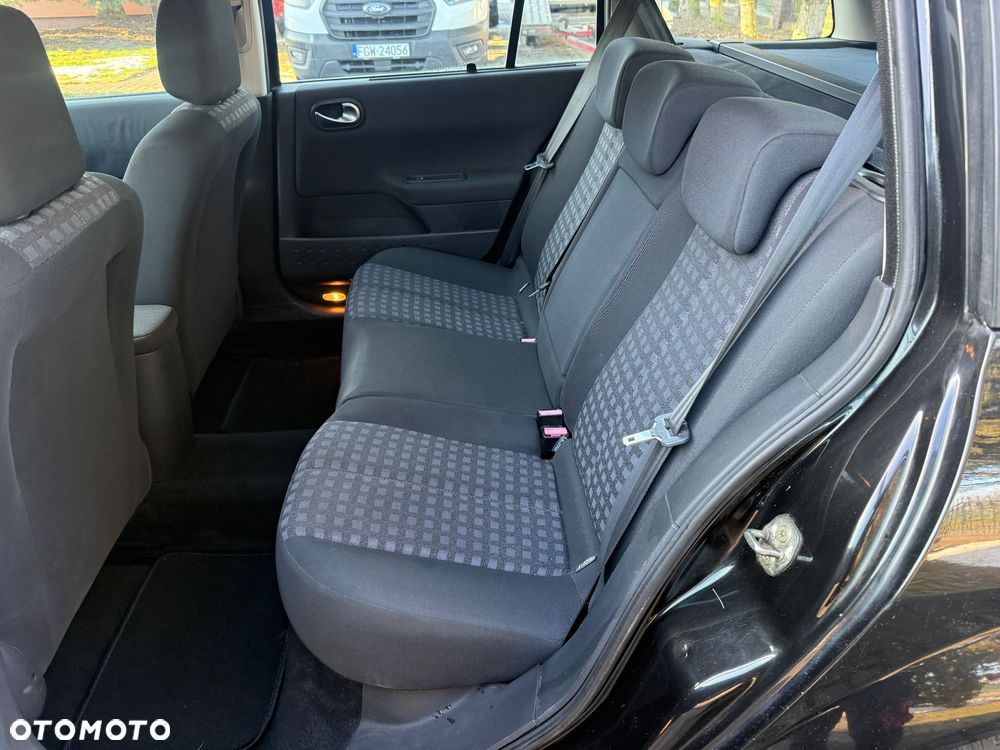 Renault Megane 1.6 Avantage - 18