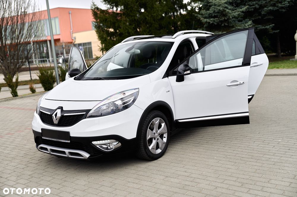 Renault Scenic 1.2 TCE Energy Bose Edition - 21