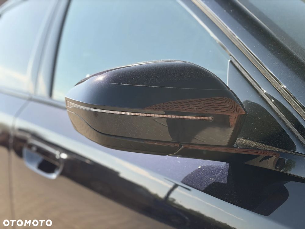 BMW Seria 5 520i mHEV M Sport - 13
