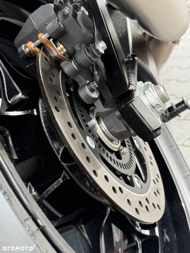 Suzuki Hayabusa - 11